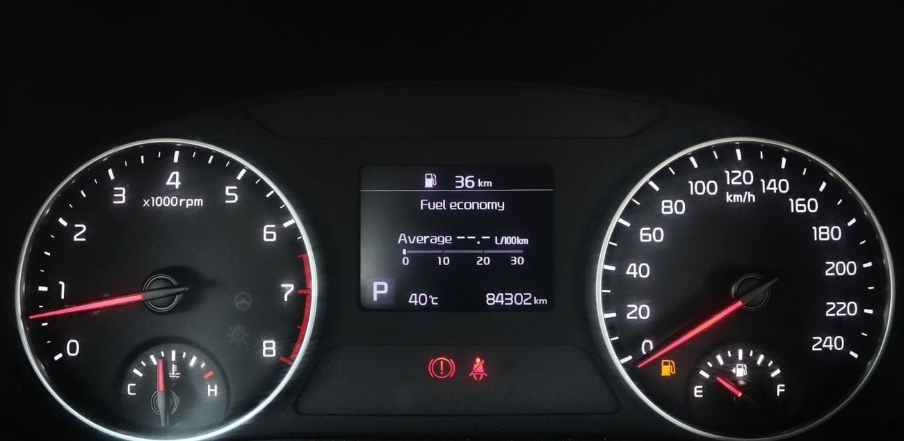 Kia Seltos EX ACCIDENTS FREE - GCC - ORIGINAL PAINT - SUNROOF - ENGINE 1600 CC - PERFECT CONDITION INSIDE OUT