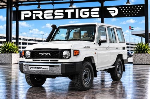 تويوتا لاند كروزر ديلوكس Manual 4WD 2.8L DIESEL