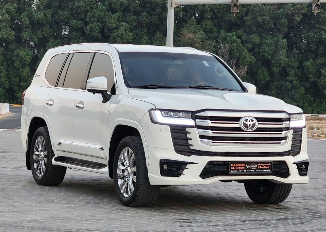 Toyota Land Cruiser GXR UPGRADE 2025