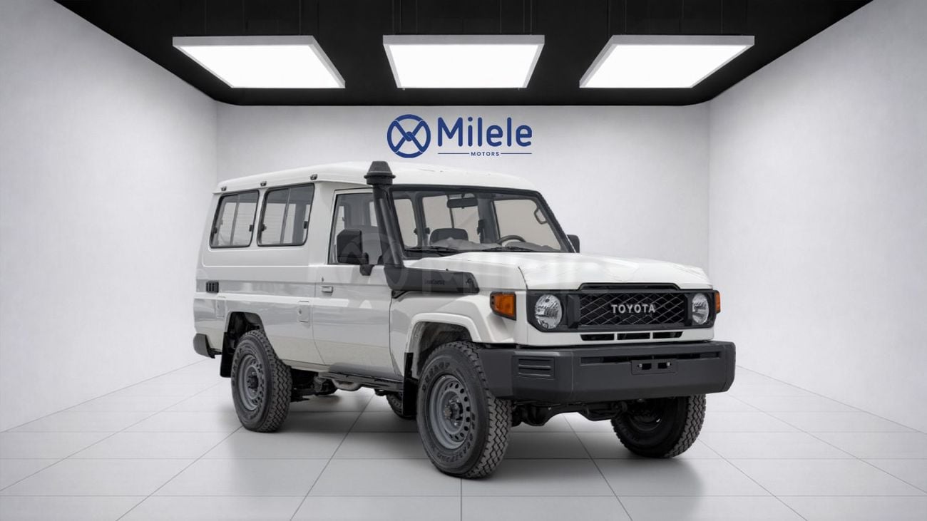 Toyota Land Cruiser 70 LC 78 HARDTOP 2.8L MT