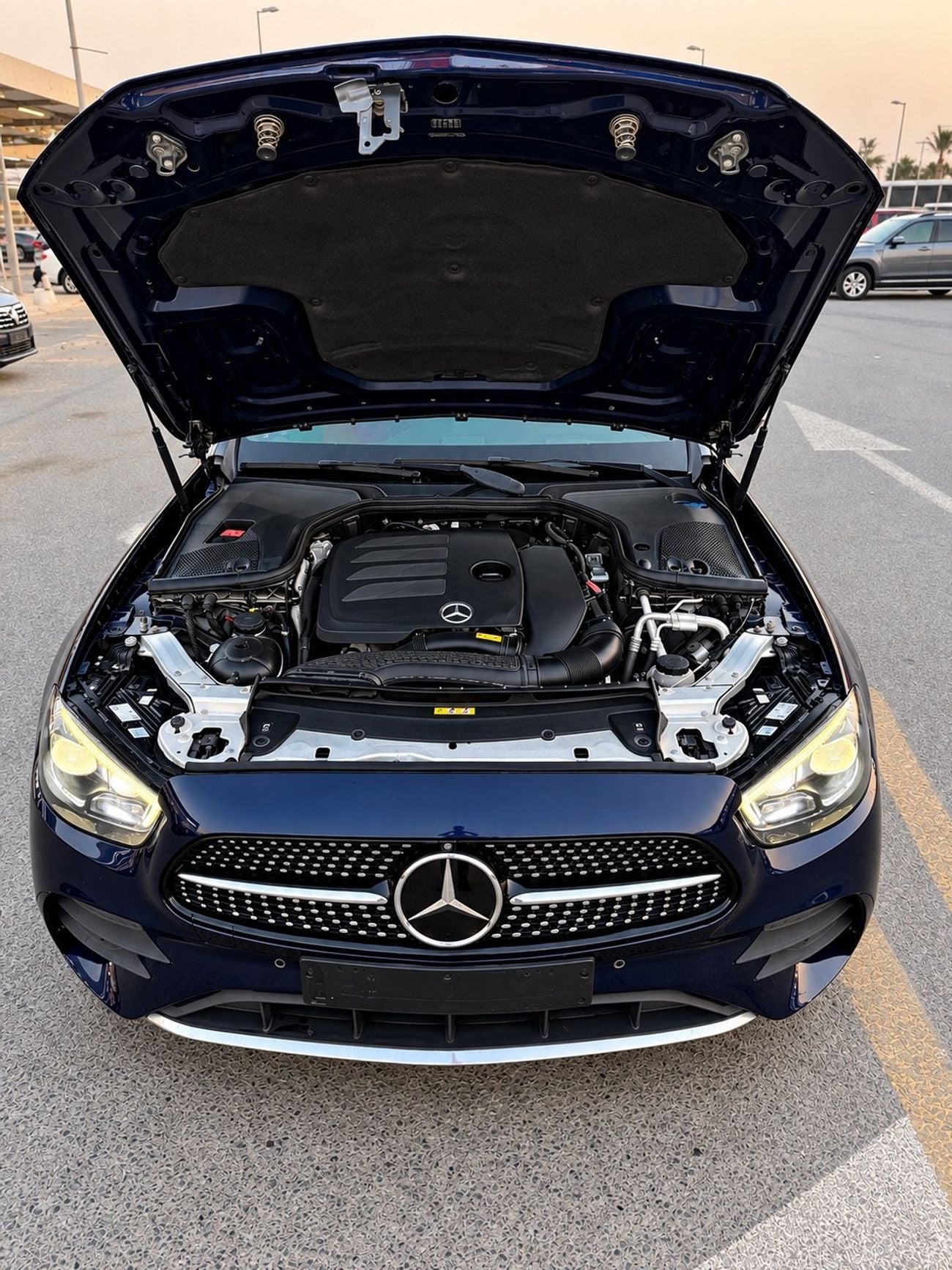 Mercedes Benz E350 4MATIC Mercedes-Benz E350 AMG | 2021