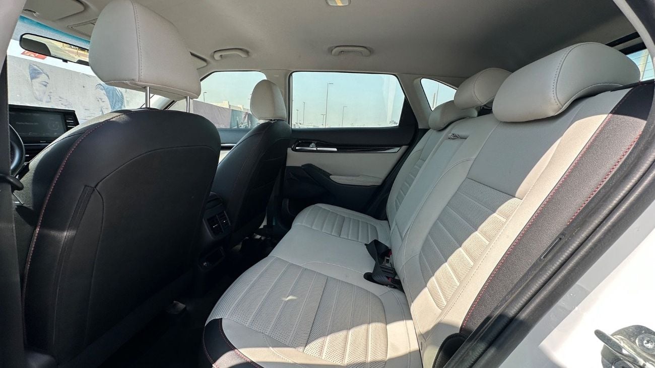 Kia Seltos LX