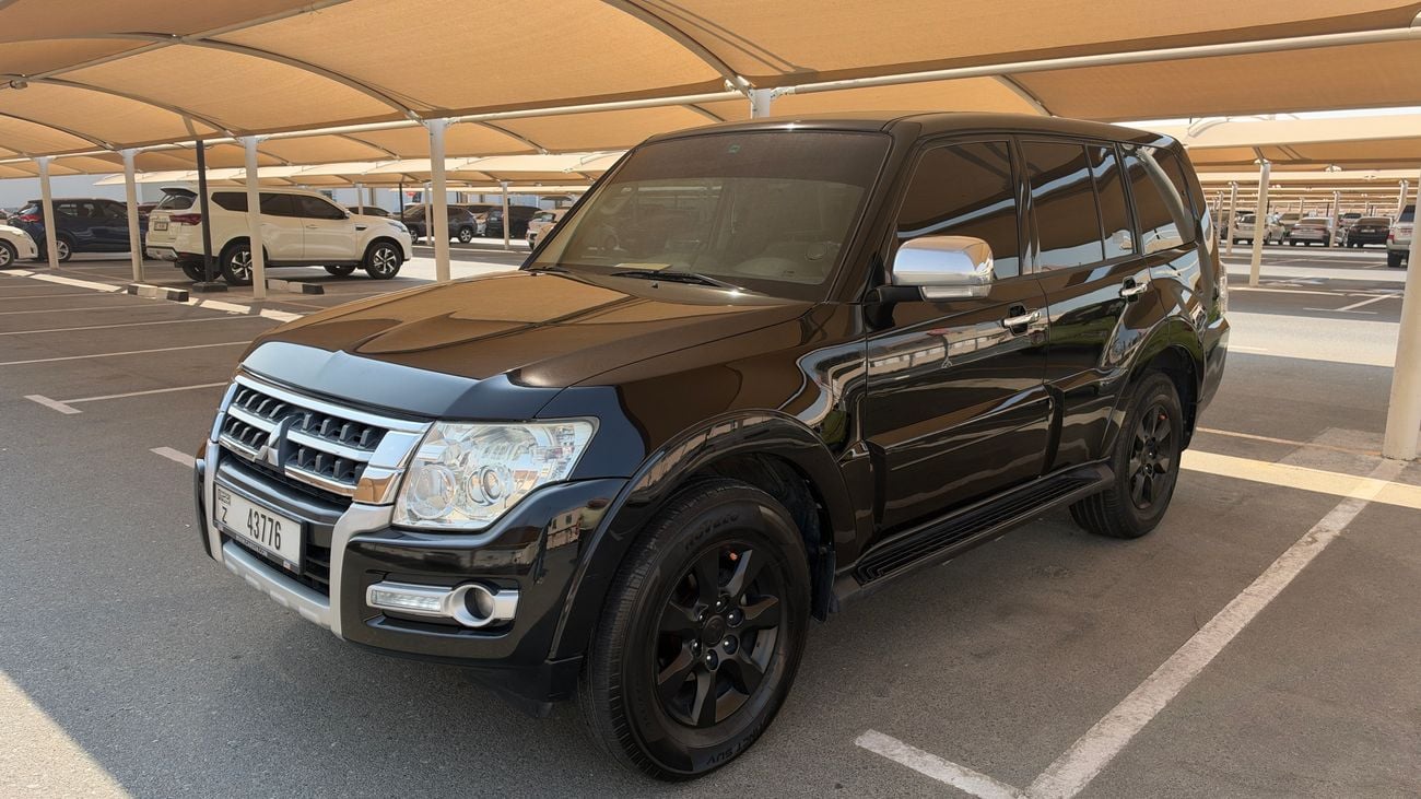 Mitsubishi Pajero GLS H/L GOLD PLATINUM