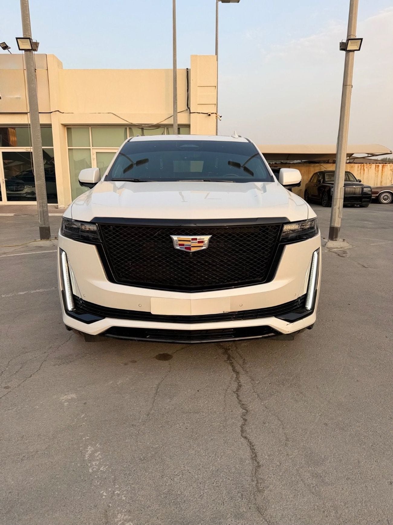كاديلاك إسكاليد ESV PREMIUM LUXURY