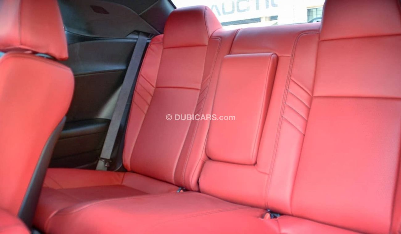 Dodge Challenger SOLD!!!!!Challenger R/T Hemi V8 5.7L 2019/ Original AirBags/ Leather Interior/ Excellent Condition