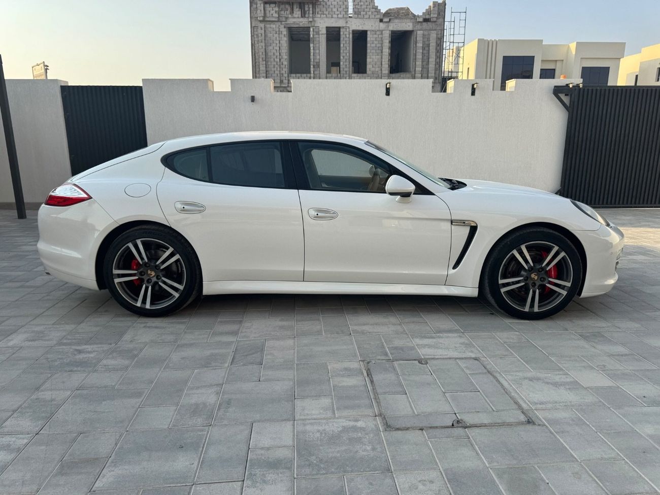 Porsche Panamera 4S