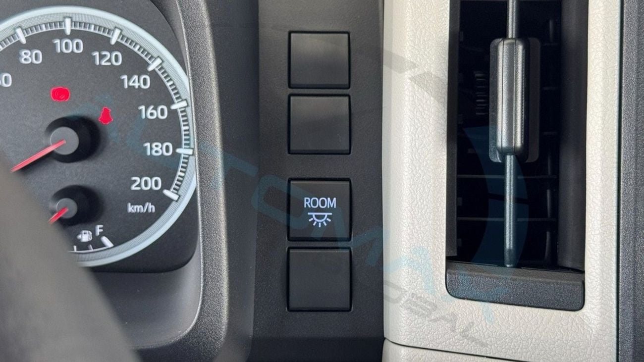 Toyota Hiace DX (For Export , НА ЭКСПОРТ) Bus 2.8T V4 RWD GCC 2026 Без пробега
