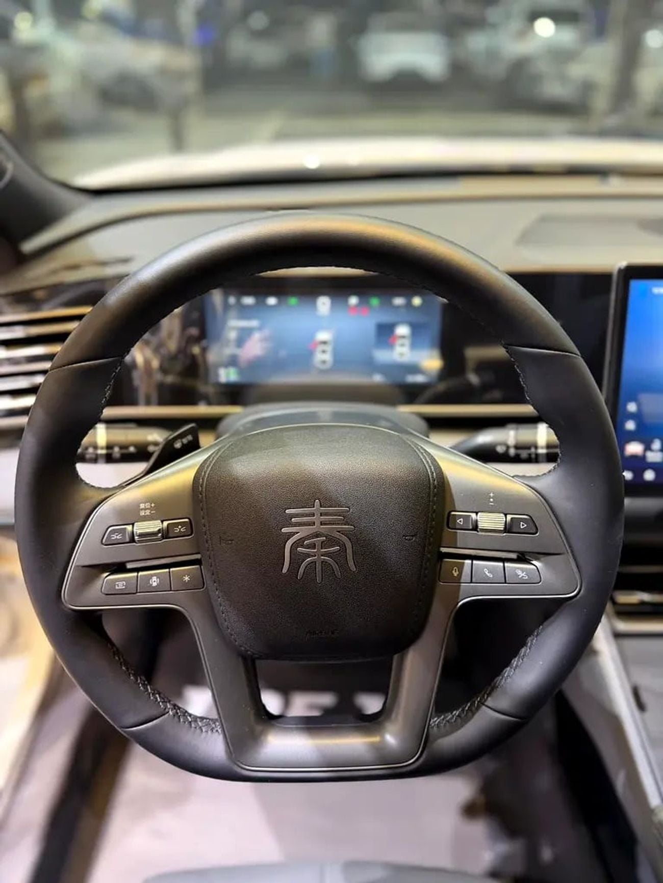 بي واي دي تشين L 2025BYD DM-i Hybrid - Brand - WITH WARRANTY