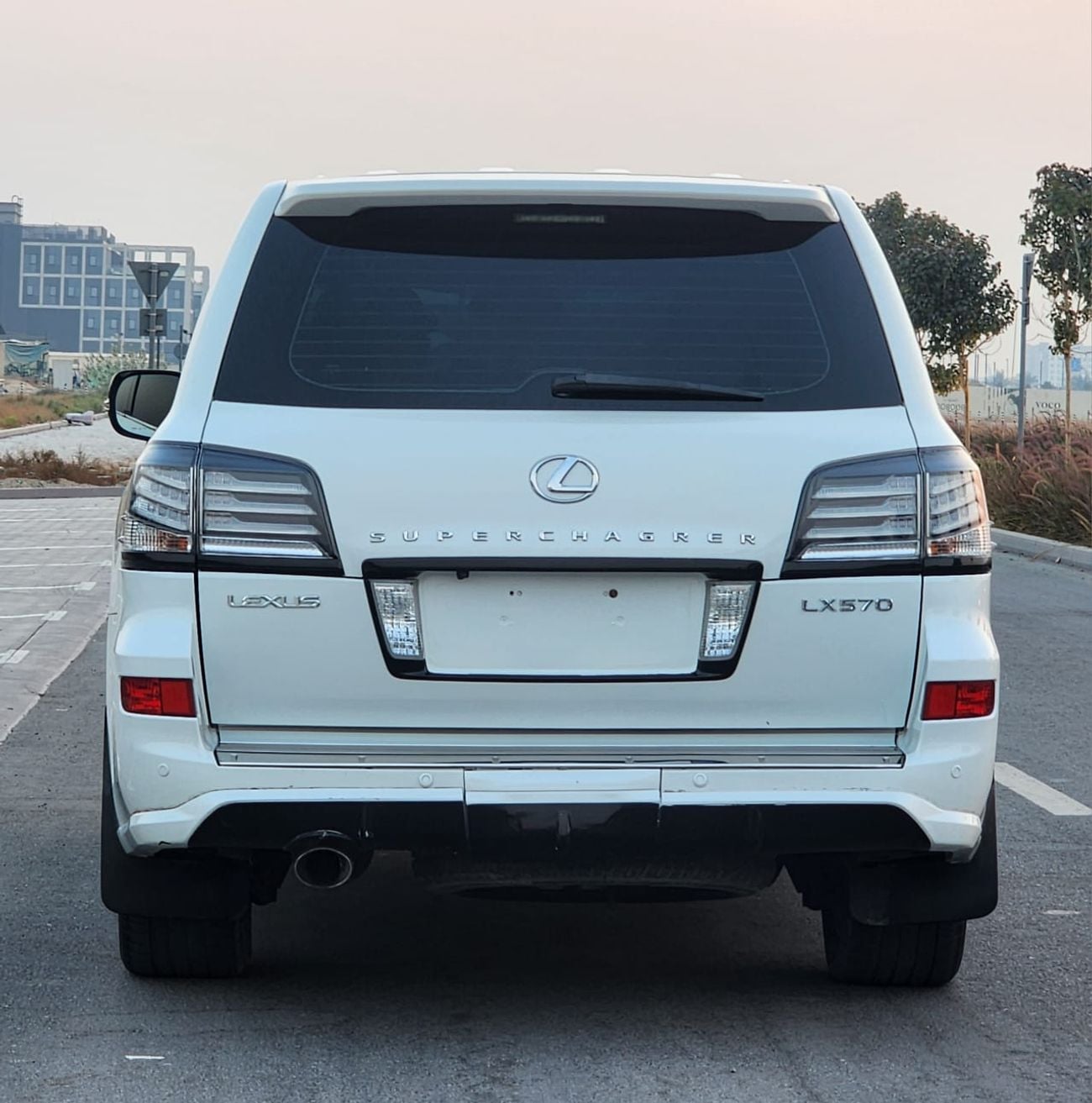 Lexus LX570 SUPERCHARGED