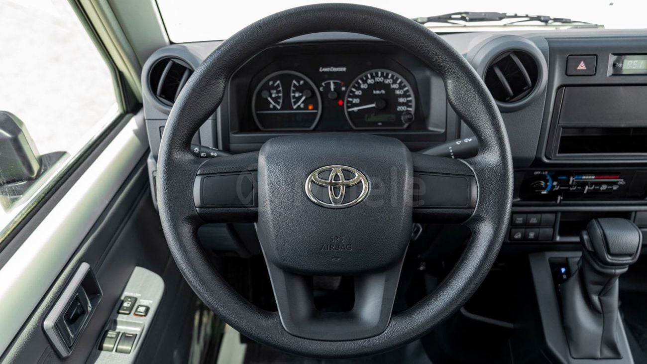 Toyota Land Cruiser 70 LC 78 HARDTOP 2.8L MT