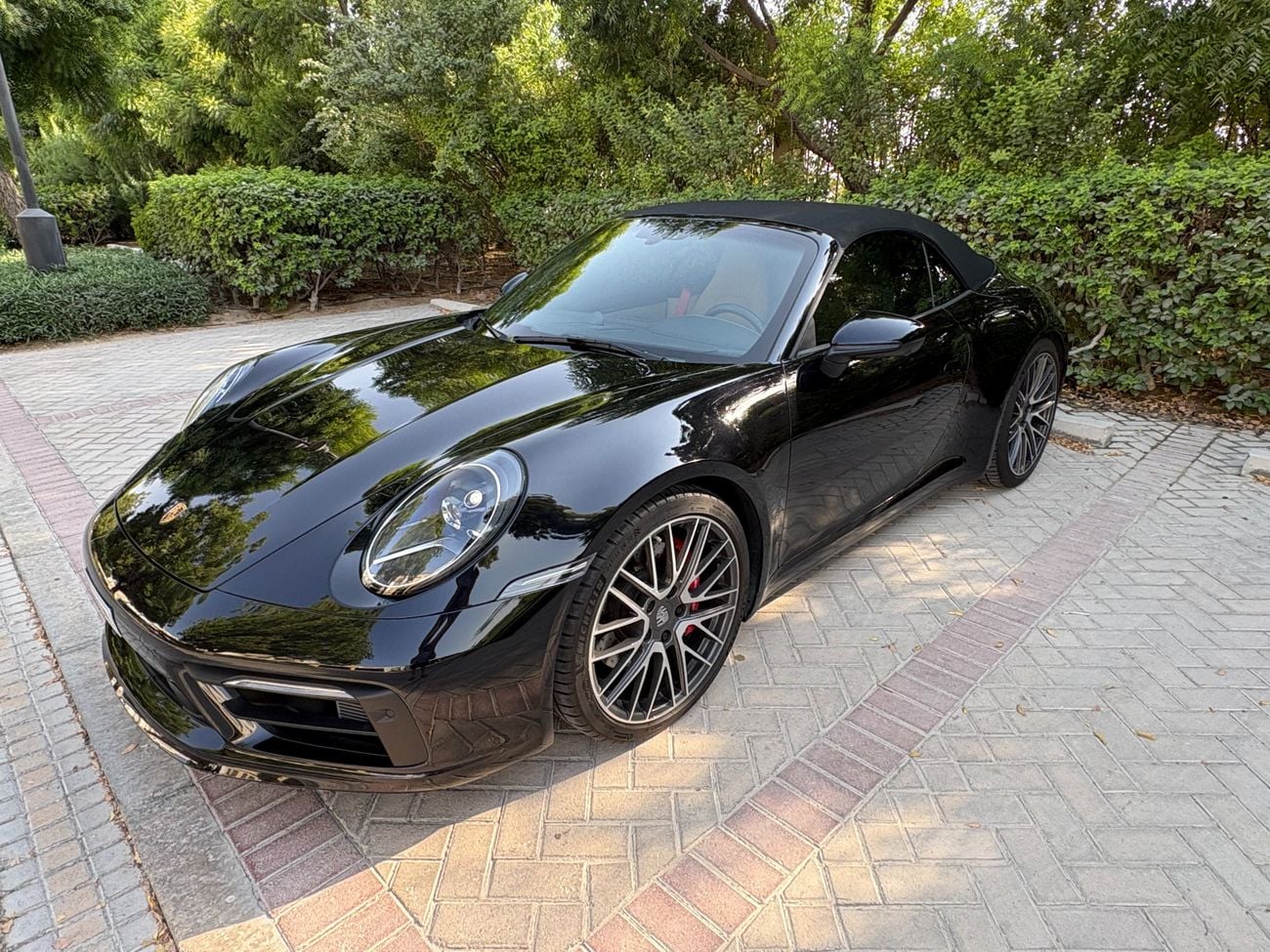 Porsche 911 CARRERA 4S