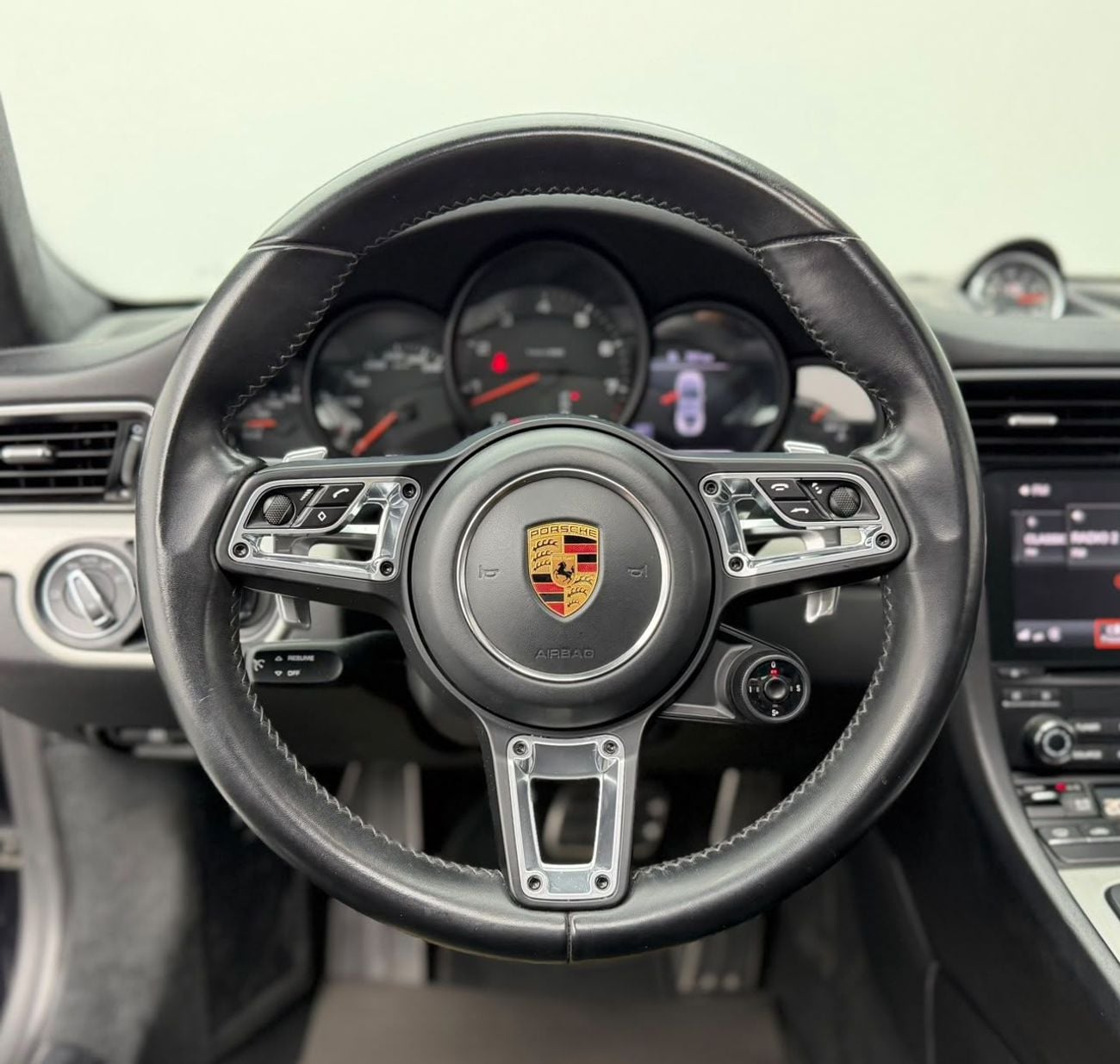 Porsche 911 CARRERA 4S