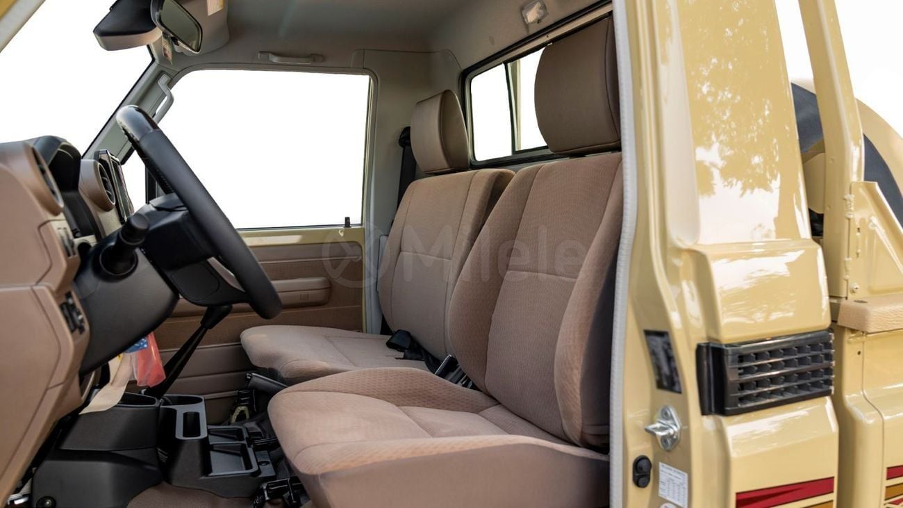 Toyota Land Cruiser Pickup 70 TOYOTA LAND CRUISER | 2-YEAR WARRANTY + SERVICE AVAILABLE | IN-HOUSE FINANCING | 0% DOWNPA