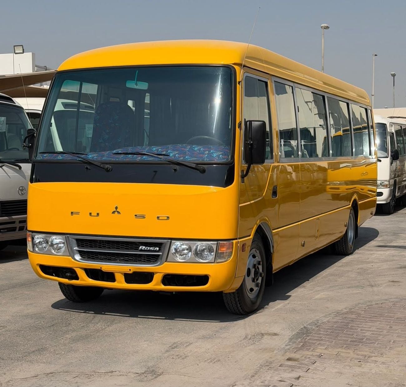 ميتسوبيشي روزا 4.2L