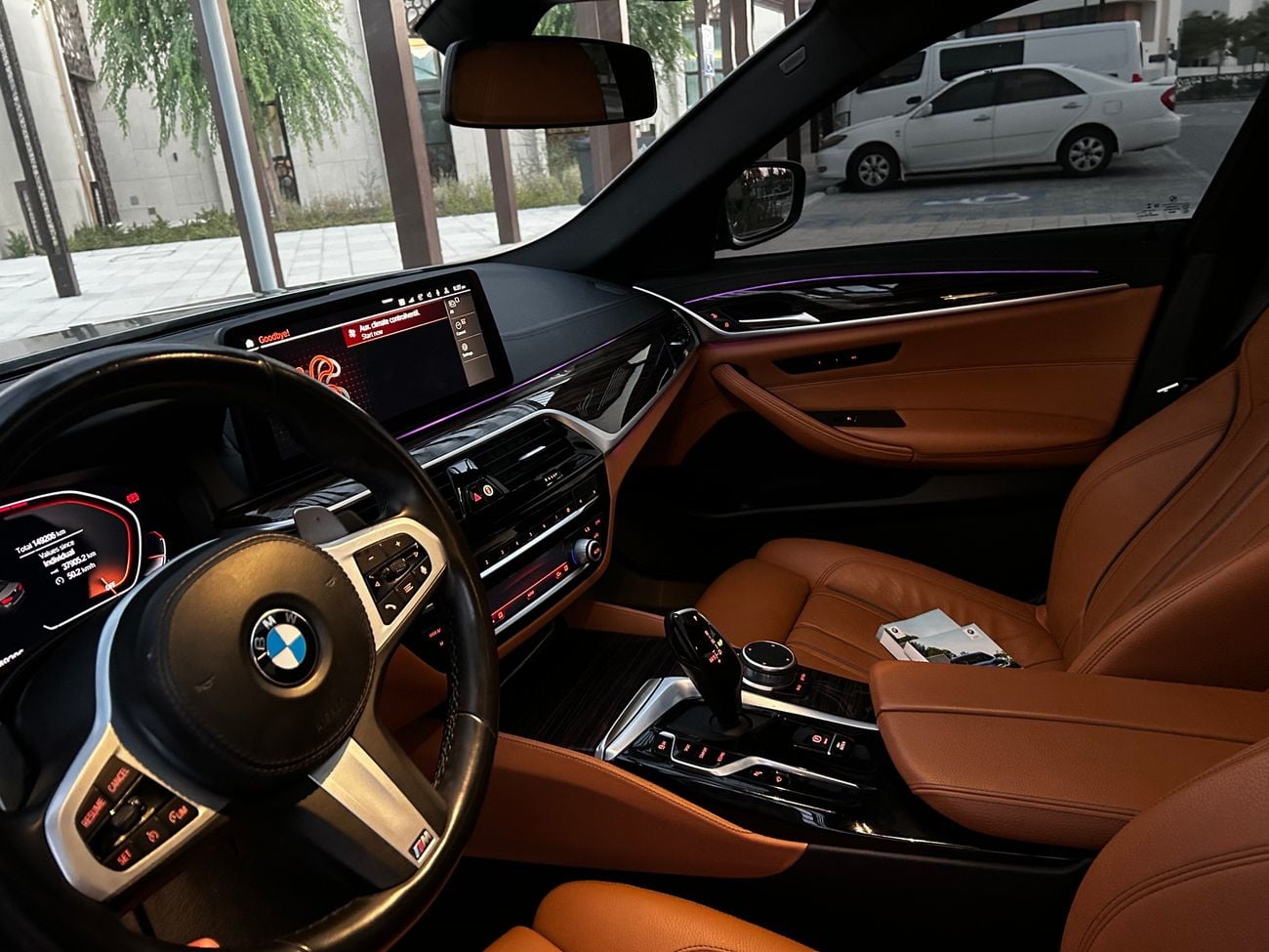 بي أم دبليو 530i LUXURY M SPORT PACKAGE