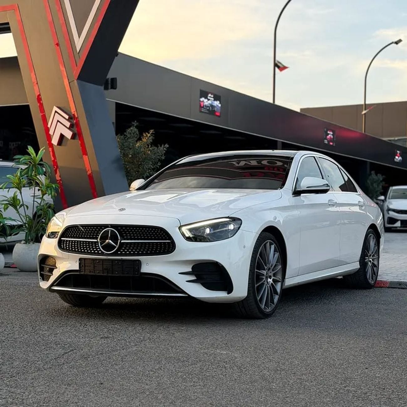 مرسيدس بنز E 350 4MATIC