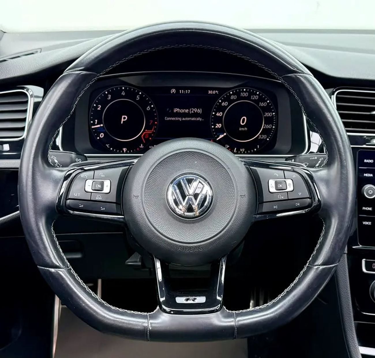 Volkswagen Golf Full Service History, Fully Loaded, Excellent Condition, GCC