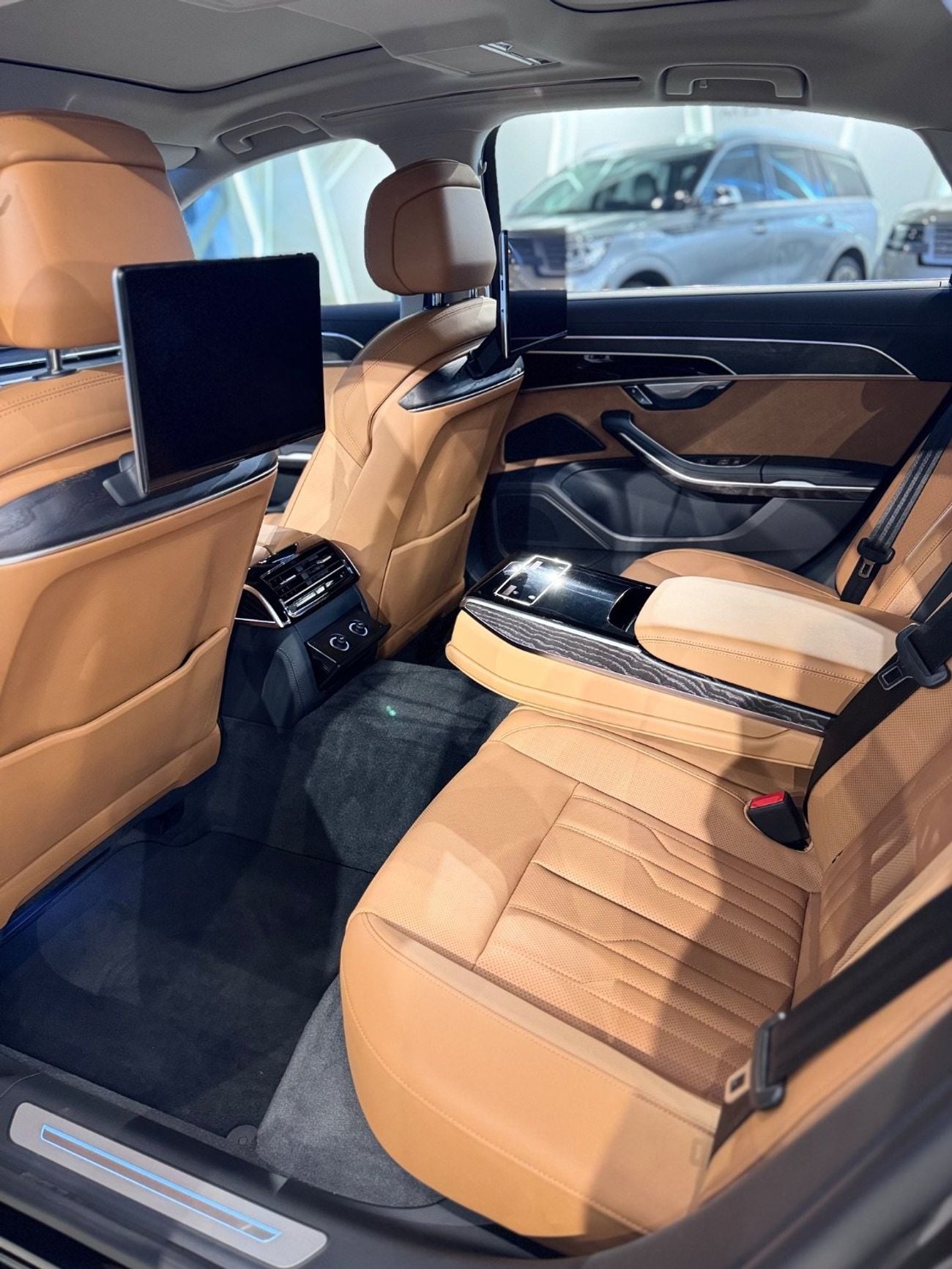 Audi A8 55 TFSI