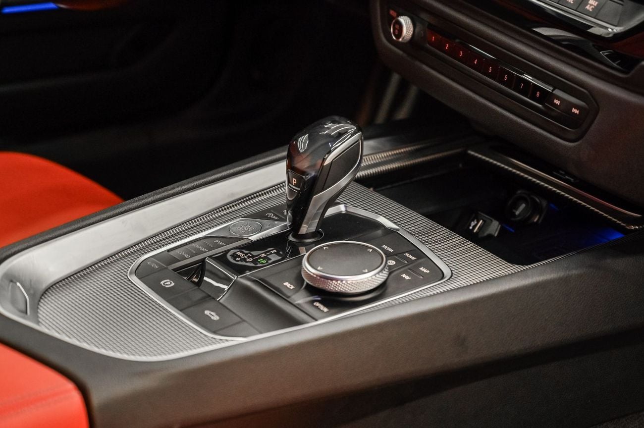 بي أم دبليو Z4 sDrive 30i M SPORT PACK مواصفات خليجية | سجل صيانة كامل | عقد صيانة بي إم دبليو