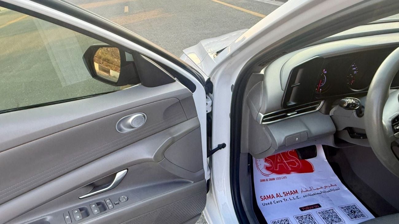 Hyundai Elantra SMART