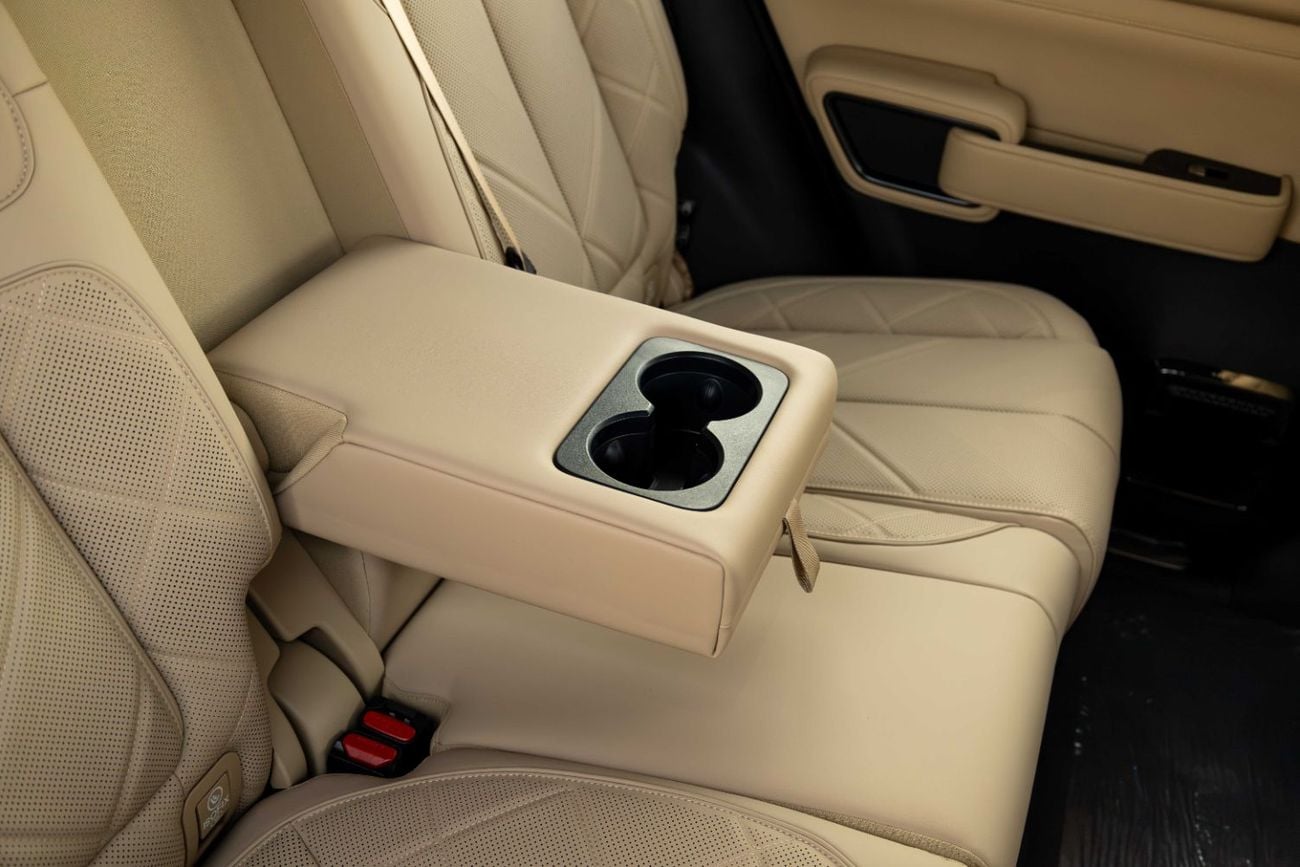 Denza B5 DELUXE PHEV 1.5L - Gold Inside Beige | Export Only
