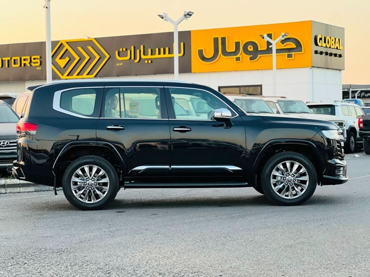 تويوتا لاند كروزر VXR 4.0