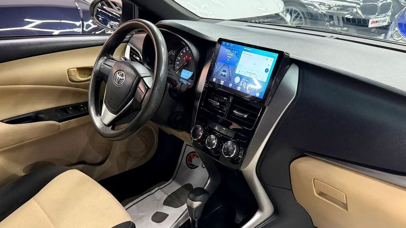 Toyota Yaris SE