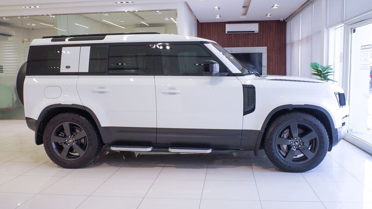 Land Rover Defender P400 110 HSE 3.0L (5 Seater)
