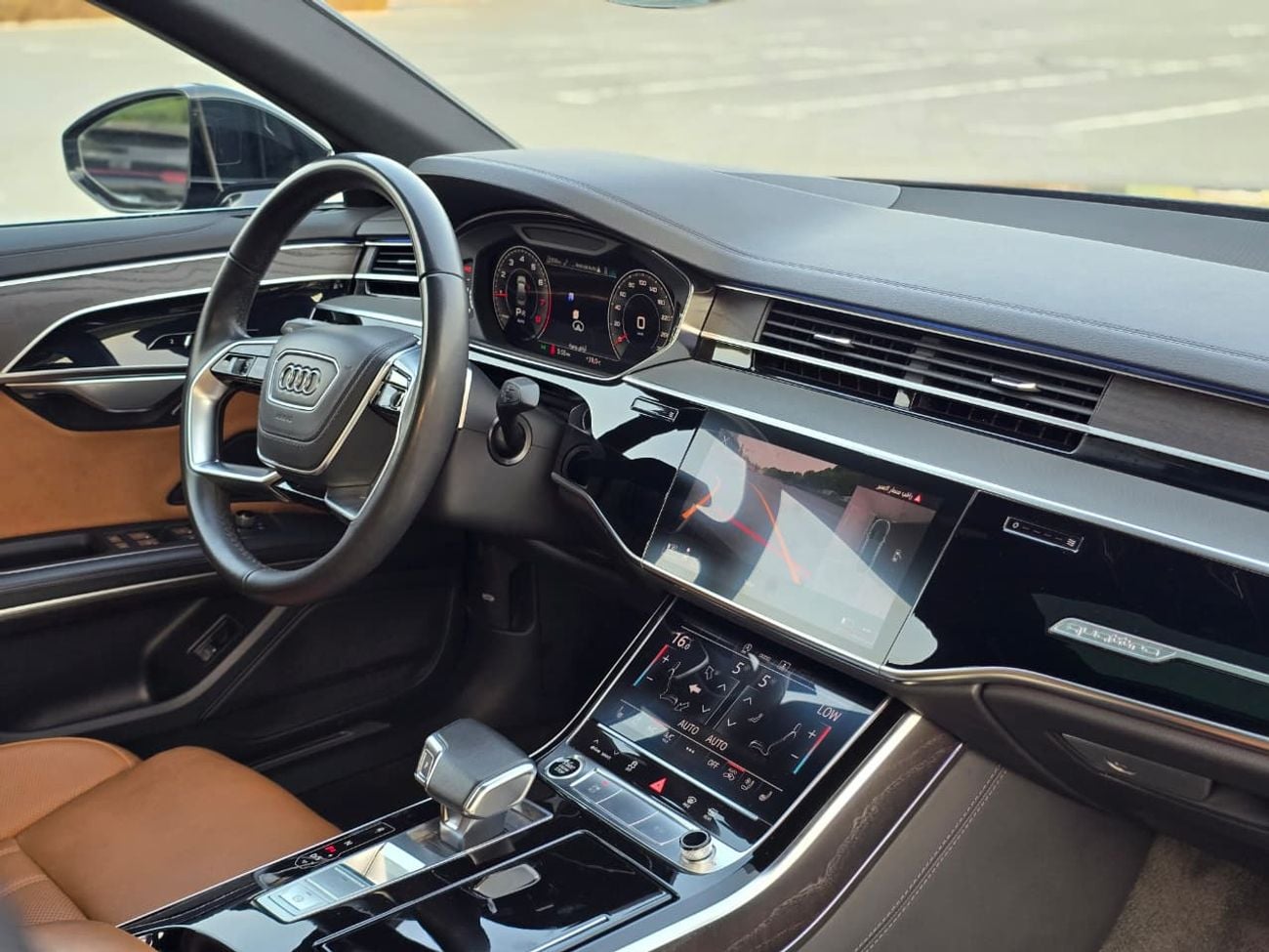 أودي A8 55 TFSI أودي A8 موديل 2025 خليجية // طلاء أصلي // خالية من الحوادث // حالة ممتازة