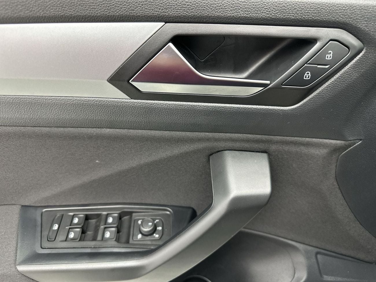 Volkswagen T-ROC LIFE T-Roc Life 1.4L | Digital Cockpit | Touchscreen | Apple CarPlay | Android Auto | Cruise Control | Pr