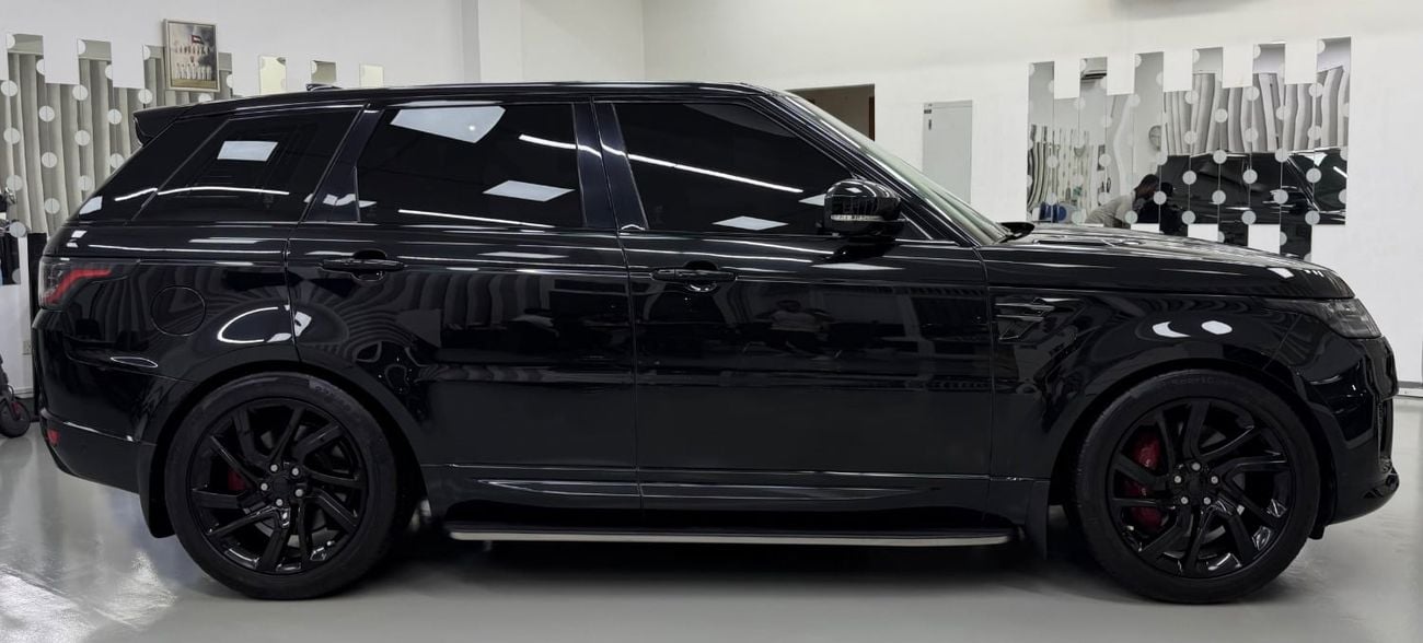 Land Rover Range Rover Sport HSE DYNAMIC GCC .. FSH .. HSE .. V8 .. Dynamic .. Perfect Condition