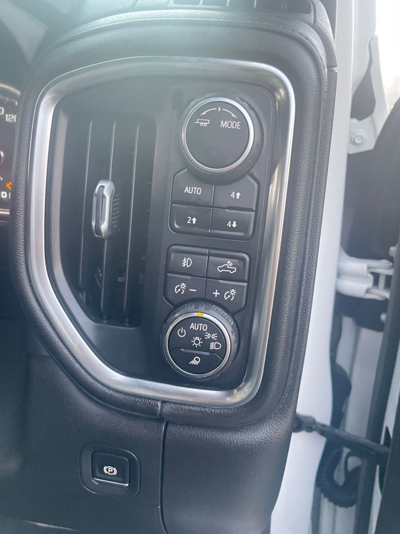 شيفروليه سيلفارادو 2500 CREW/CAB LT Z71