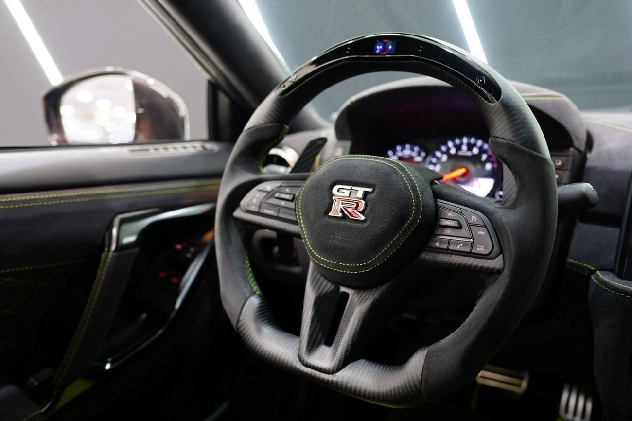 نيسان جي تي ار NISMO 2021 Nissan GT-R Track Edition, Full Carbon Kit, Turquoise Accent, Recaro Sport Seats, Bose Audio!!