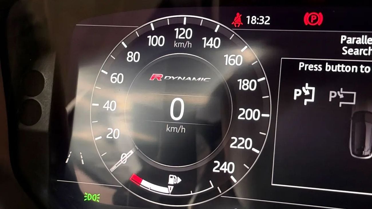Land Rover Range Rover Velar R-DYNAMIC SE