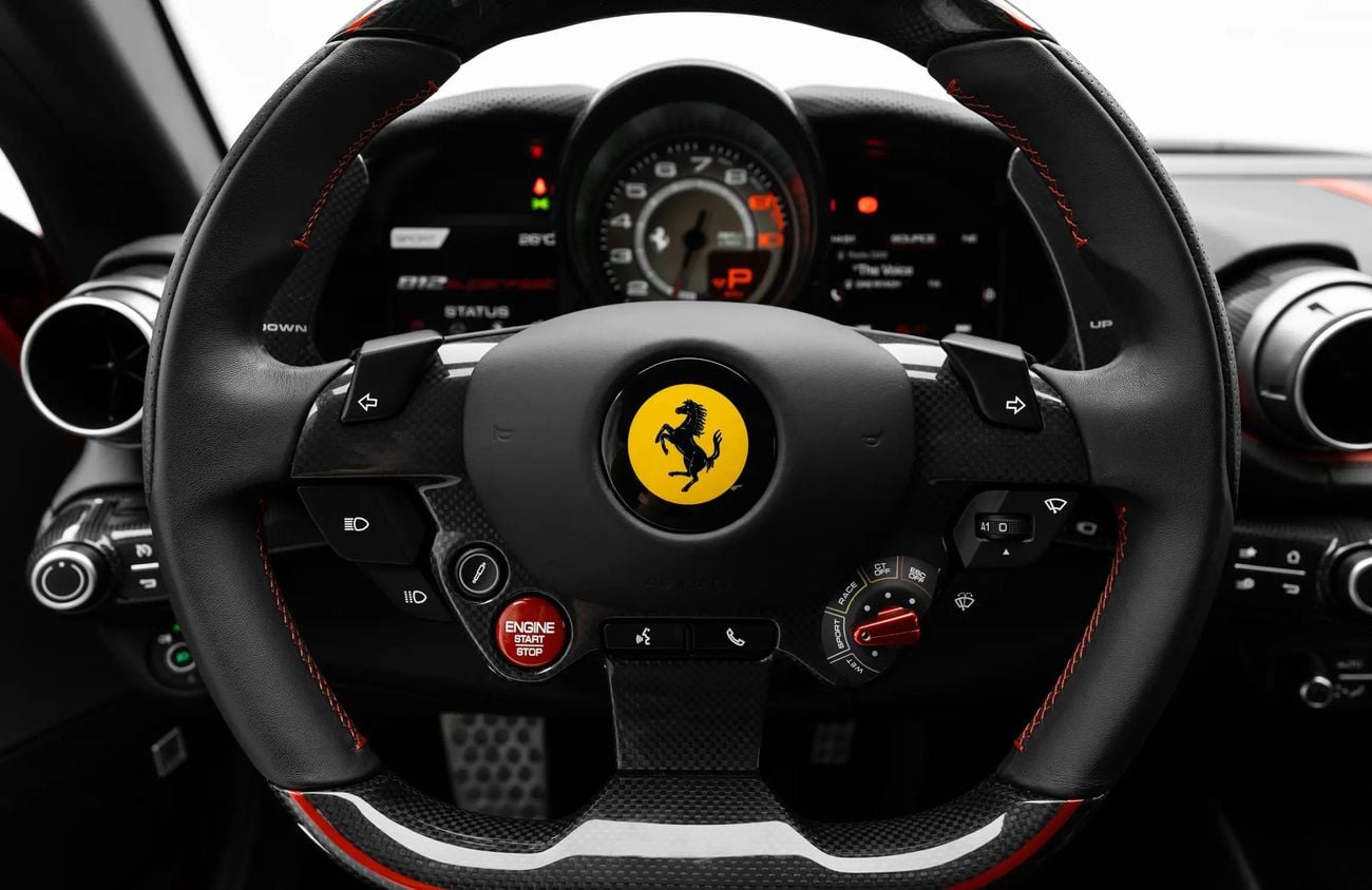 فيراري 812 GTS 6.5L V-12 Engine