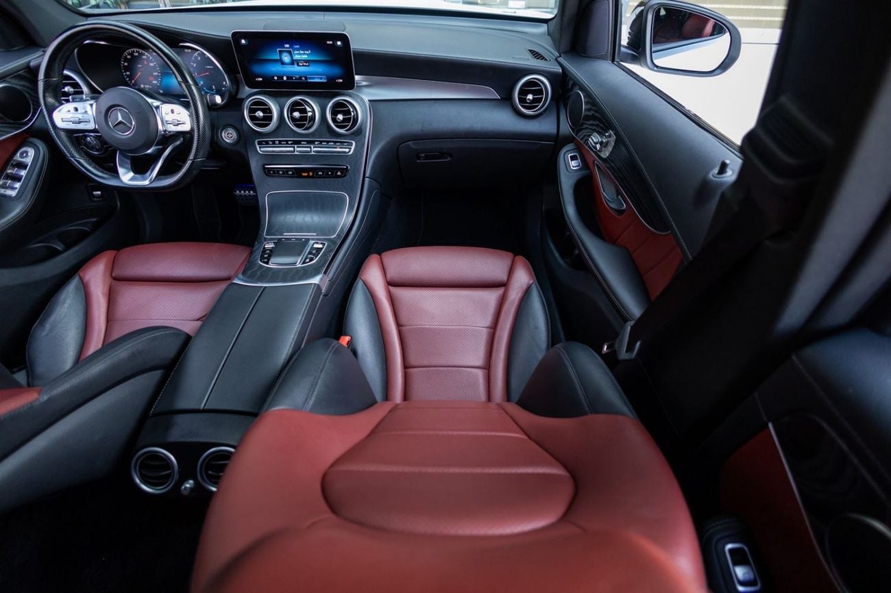 مرسيدس بنز GLC 200 ستاندارد مرسيدس بنز GLC200 كوبيه 4MATIC موديل 2023 بقوانين مجلس التعاون الخليجي | رخصة وكالة