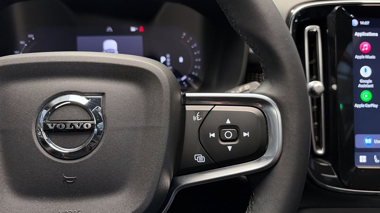 Volvo XC40 ULTIMATE DARK | Guaranteed Warranty | 0 Down Payment