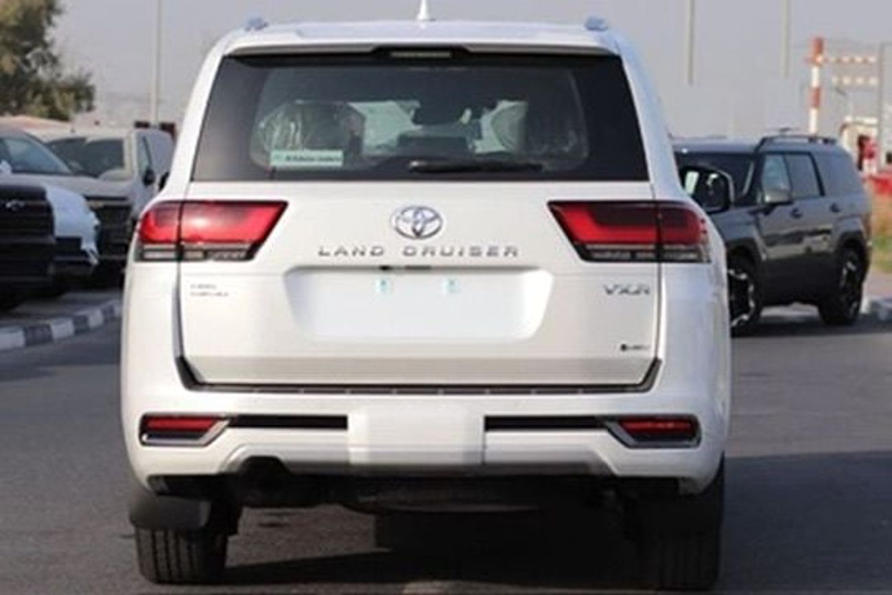 تويوتا لاند كروزر VXR محرك هجين سعة 3.5 لتر بكامل المواصفات