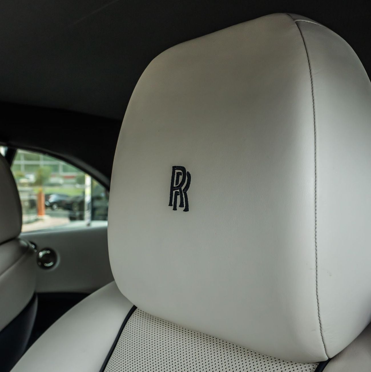 Rolls Royce Dawn