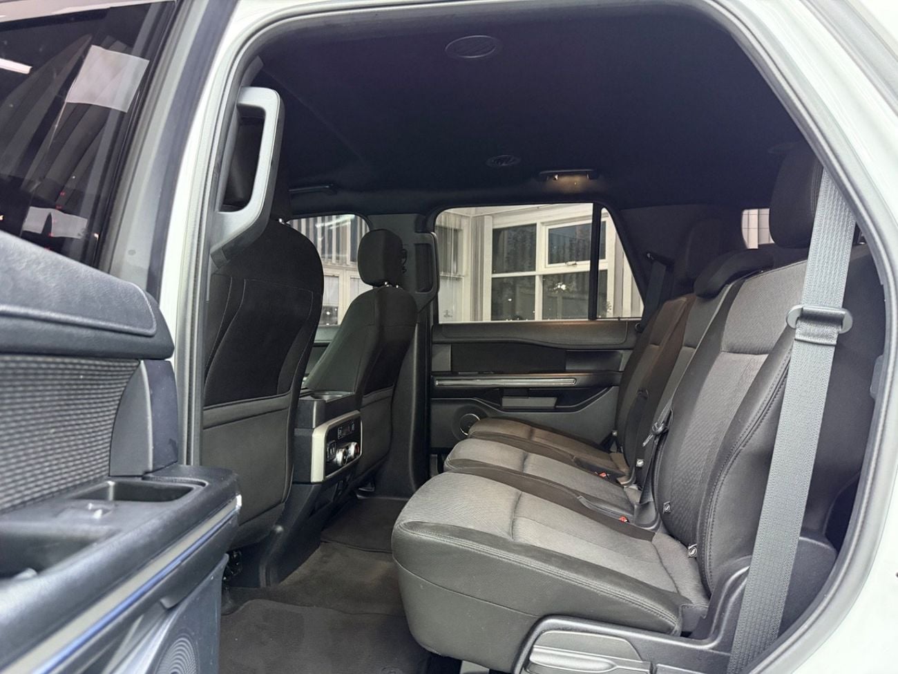 Ford Expedition XLT GCC .. FSH .. Perfect Condition .. V6 ..