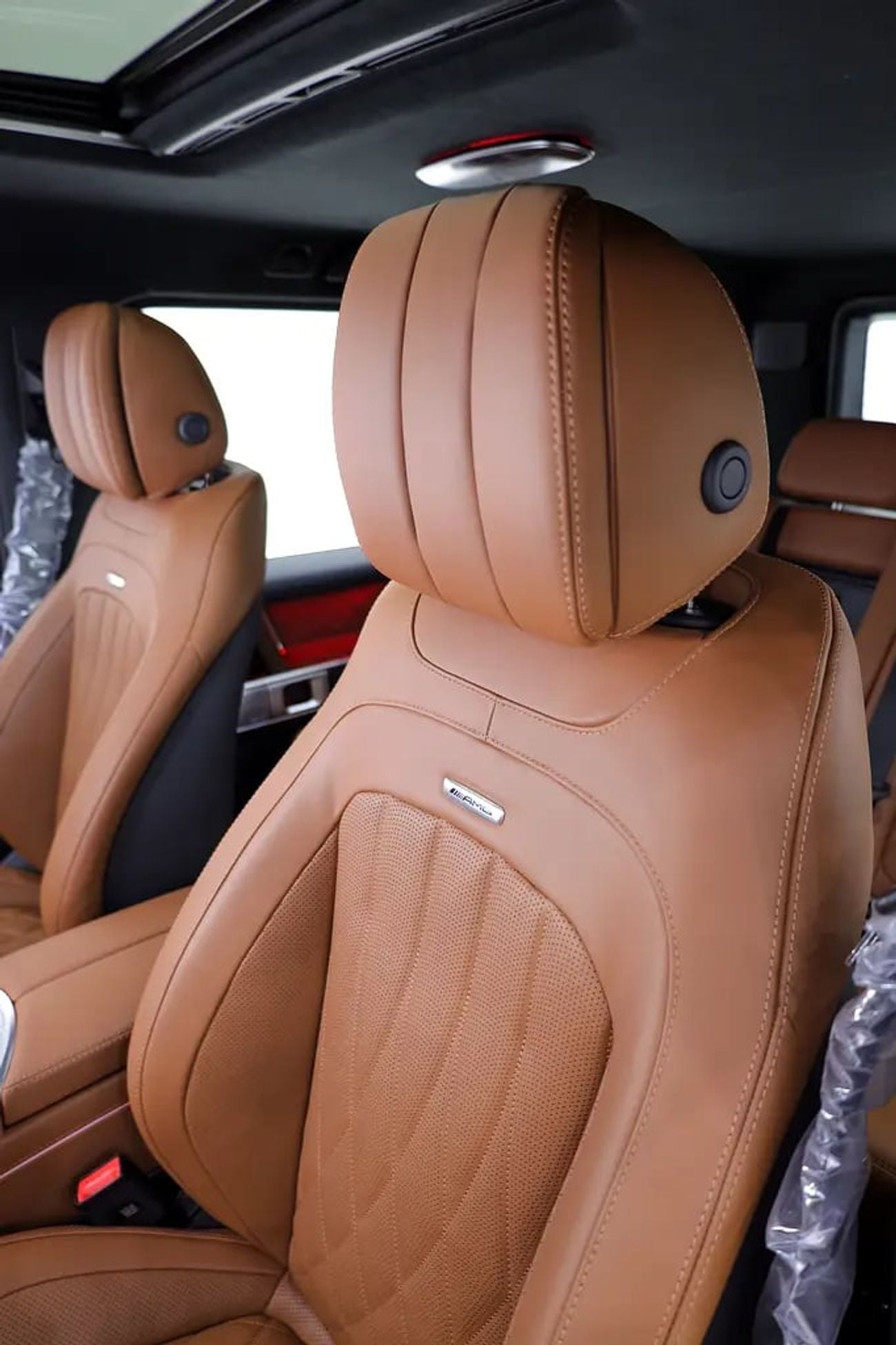 Mercedes Benz G63 AMG G63 GCC MANUFAKTUR EDITION +DOUBLE NIGHT PACKAGE CARBON INT+ 5 YEARS WARRANTY + FREE NANO COATING