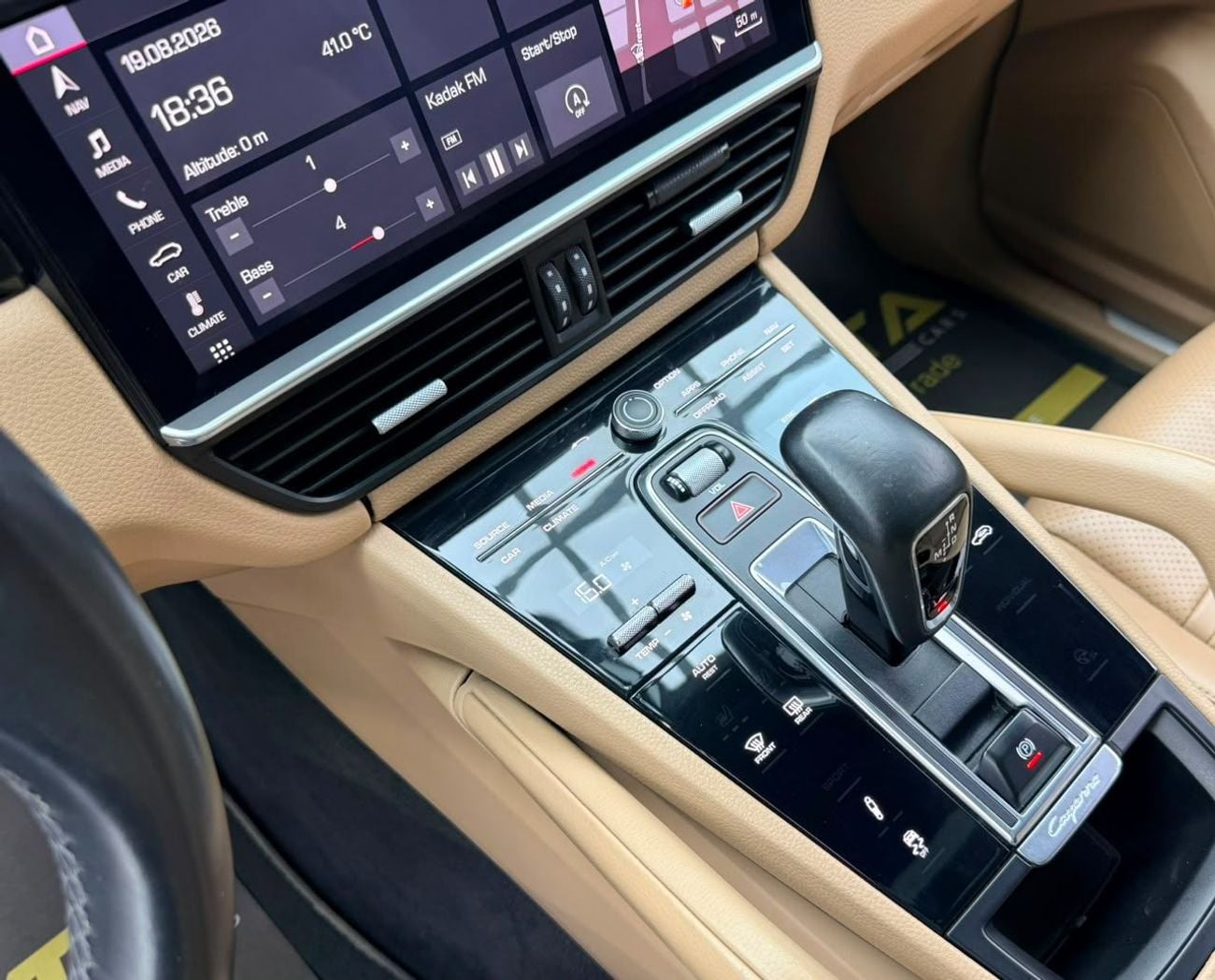 Porsche Cayenne STANDARD 2020 Porsche Cayenne Coupe, Warranty, Full Porsche Service History, GCC Specs