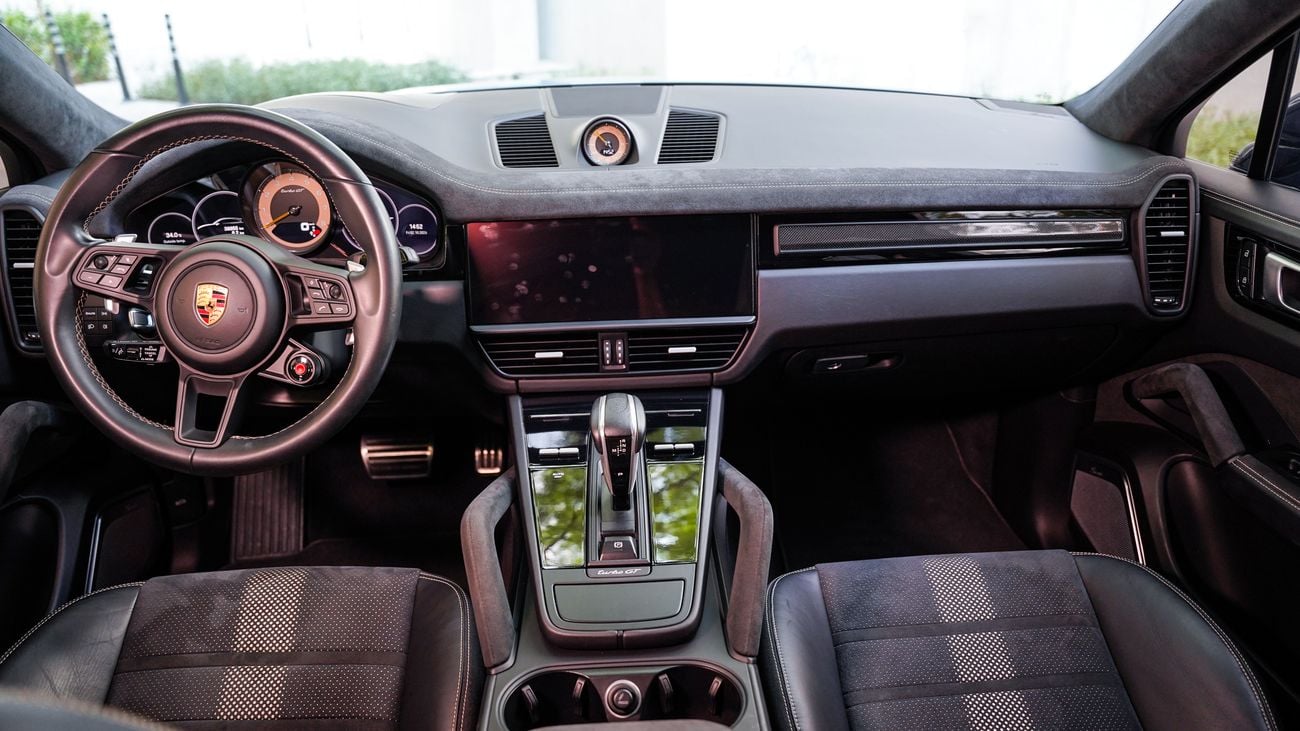 Porsche Cayenne Coupe TURBO GT