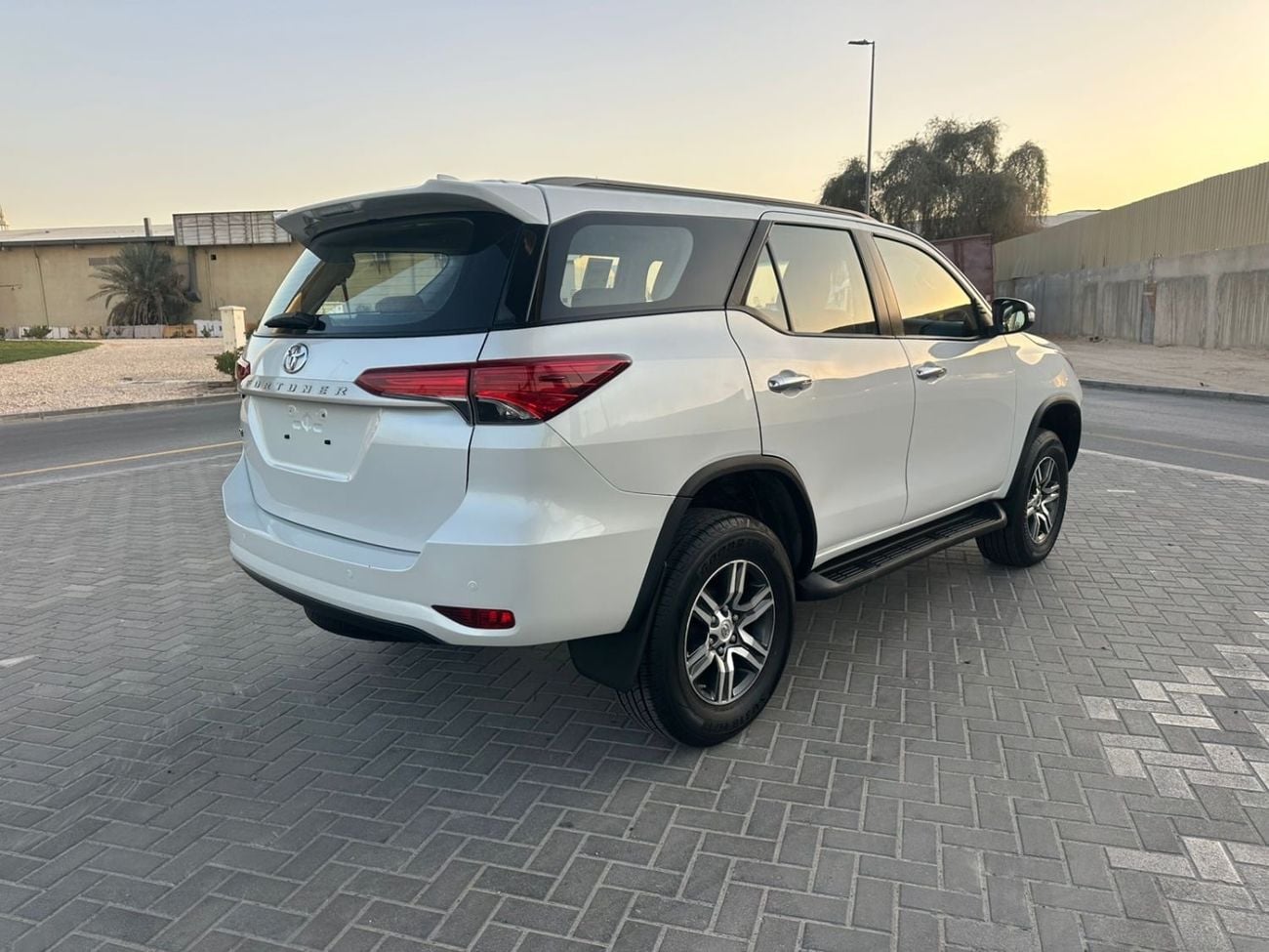 Toyota Fortuner EXR Toyota Fortuner Model 2023 7 seats clean Good condition