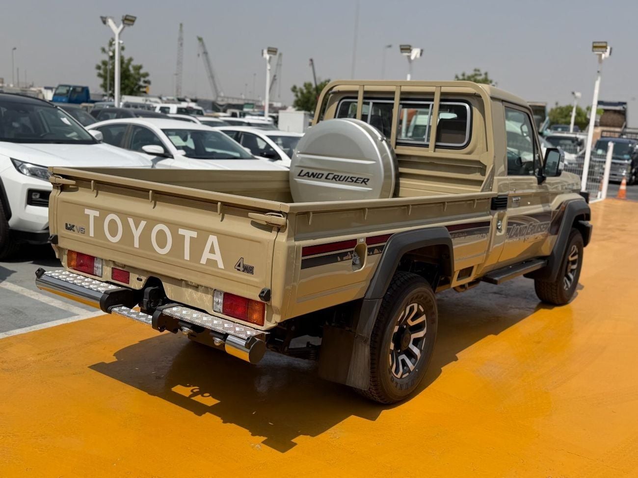 تويوتا لاند كروزر بيك آب Toyota Land Cruiser 79 4.0L V6