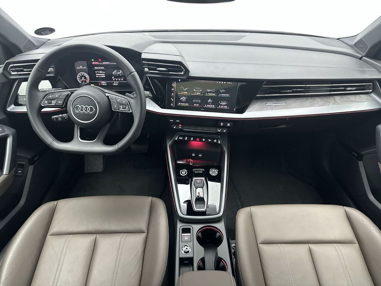 أودي A3 35 TFSI 1.4L A3 Sedan 35 TFSI 150hp (Ref# 71202)
