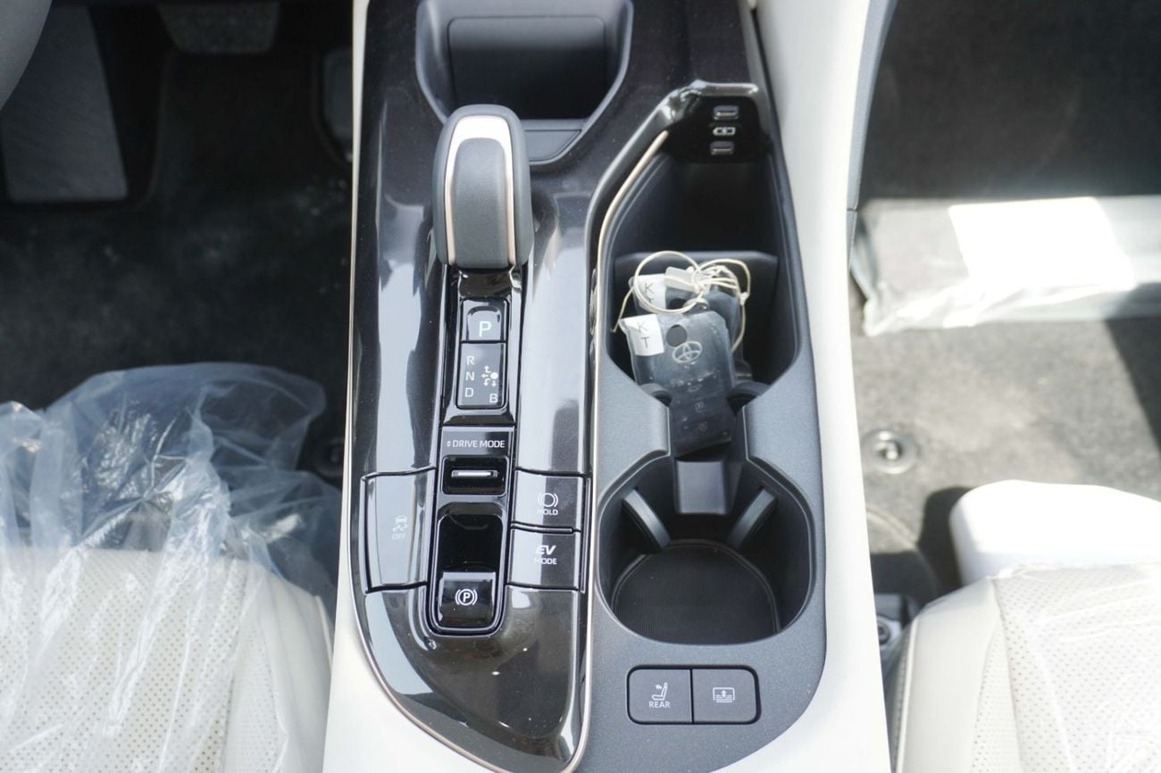 تويوتا كراون PLATINUM , HEV, AWD, A/T - 2025