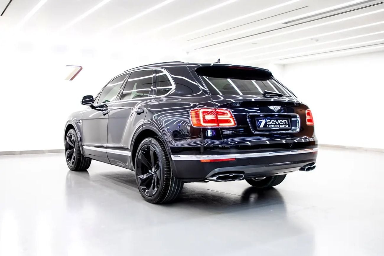 Bentley Bentayga V8 | GCC Spec