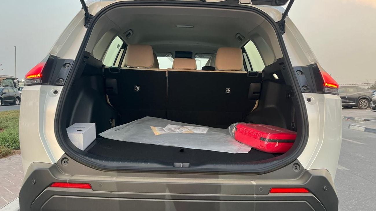 تويوتا راف ٤ محرك هجين 2.5 لتر، تشغيل بضغطة زر، كاميرا خلفية، موديل 2026