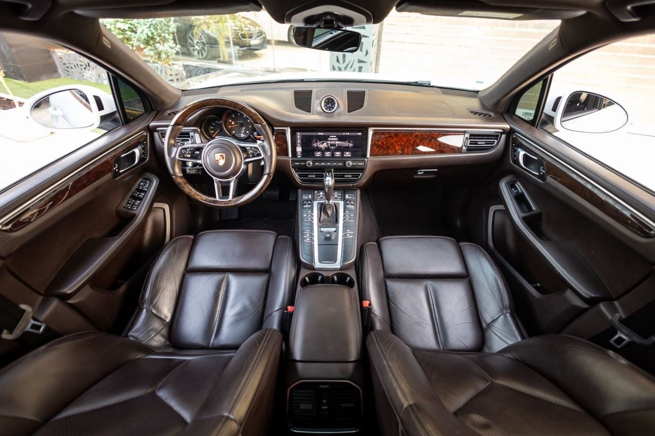 Porsche Macan Std 2.0L (252 HP) Porsche Macan 2019 GCC | Warranty